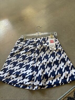 Jofit Navy and White Houndstooth Athletic Skort